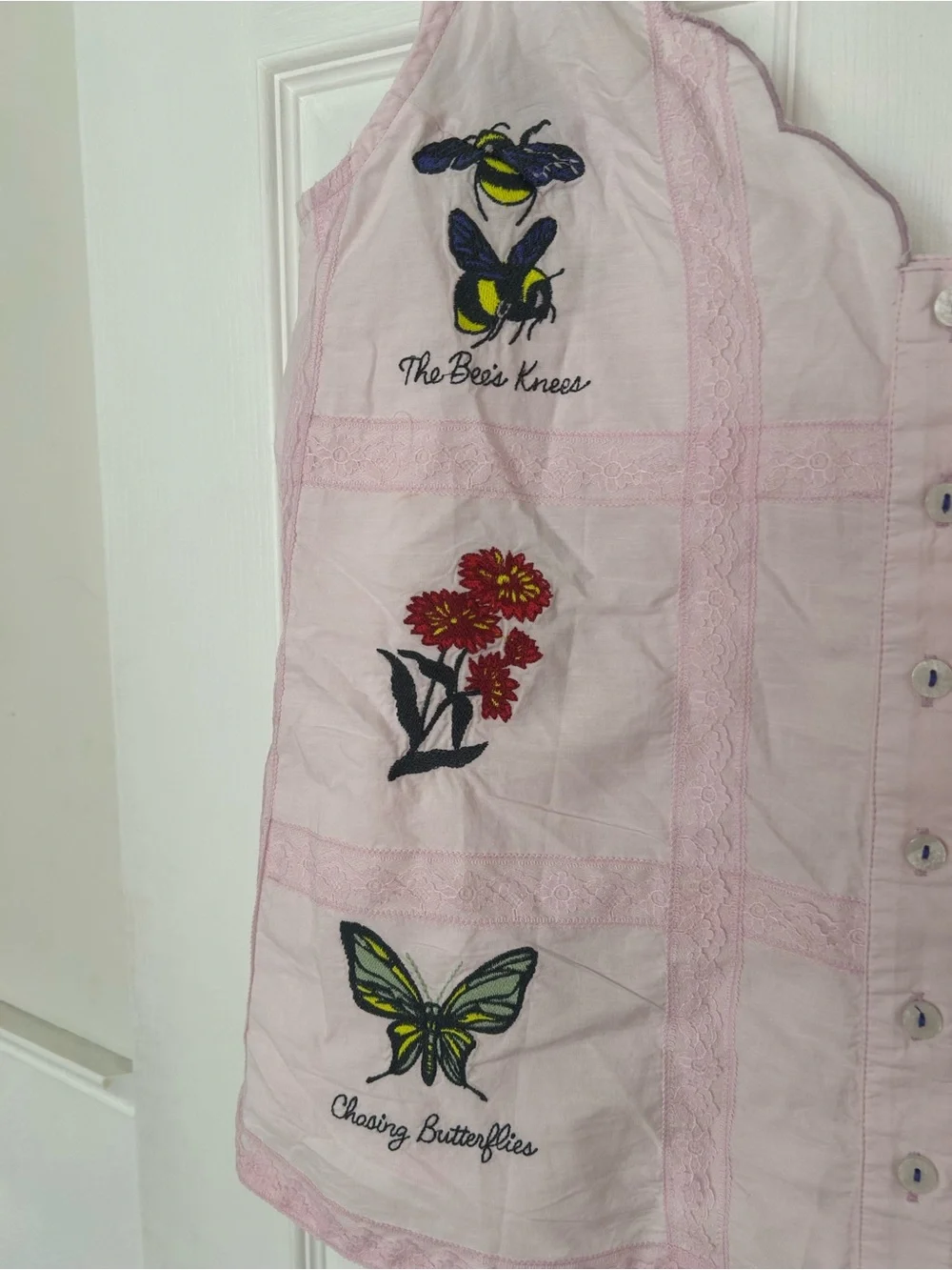 Anthropologie LyreBird Sleeveless Embroidered Buttondown Top